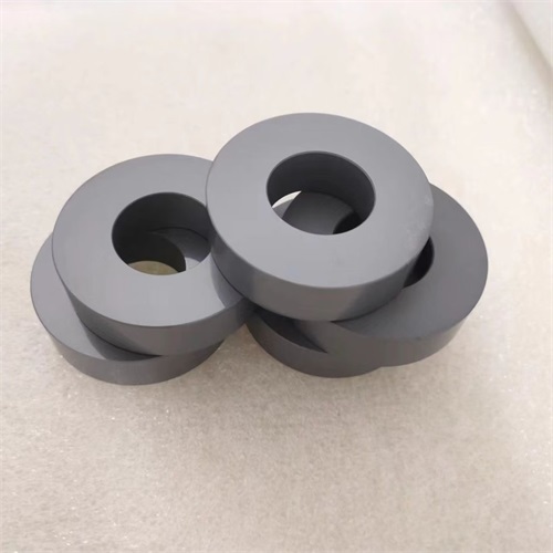 Silicon carbide ceramic sealing ring