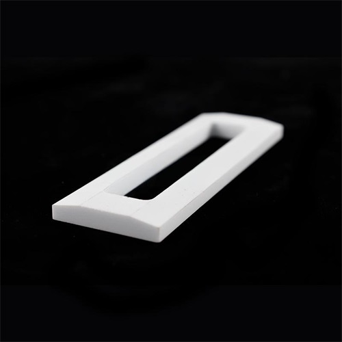 applications of alumina ceramics in the electronics industry