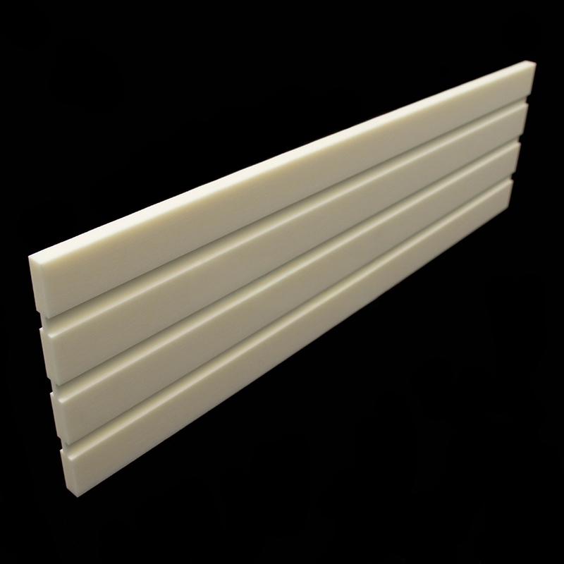 Alumina ceramic plate with regular stripes on the long surface
