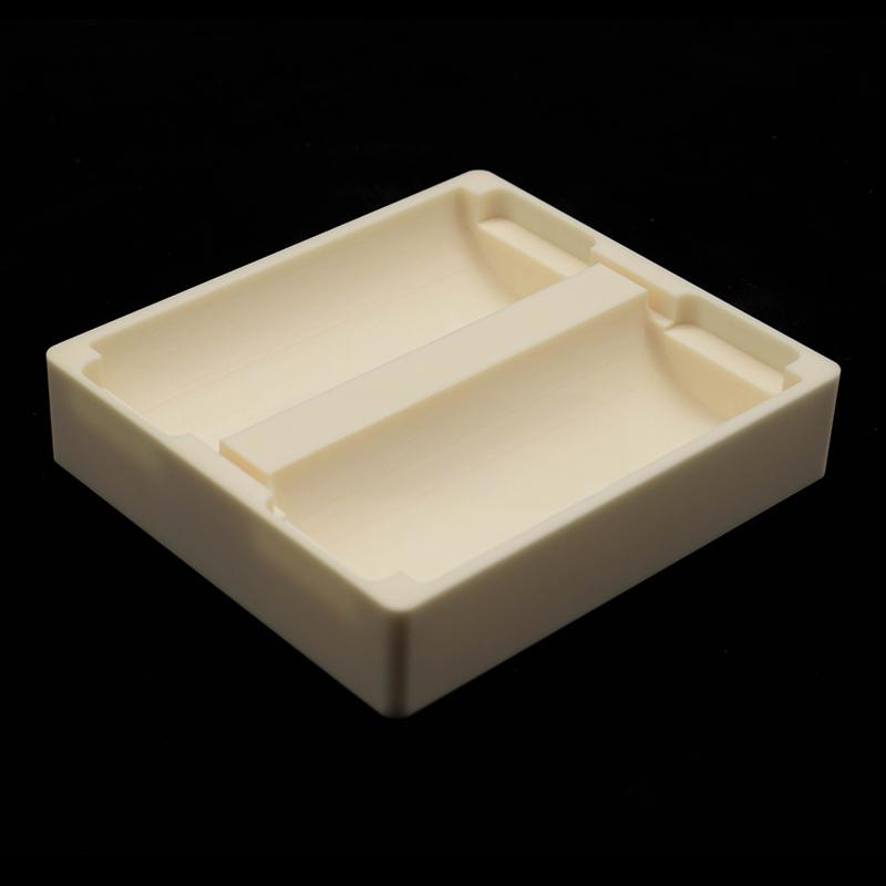 Rectangular pedestal multi slot design for alumina ceramic parts