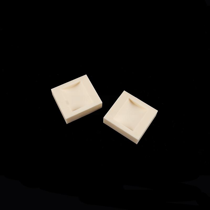 Aluminum oxide groove ceramic block
