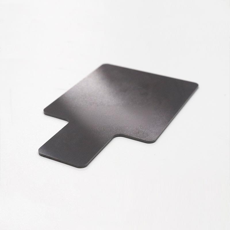 Planar irregular-shaped silicon carbide ceramic sheets