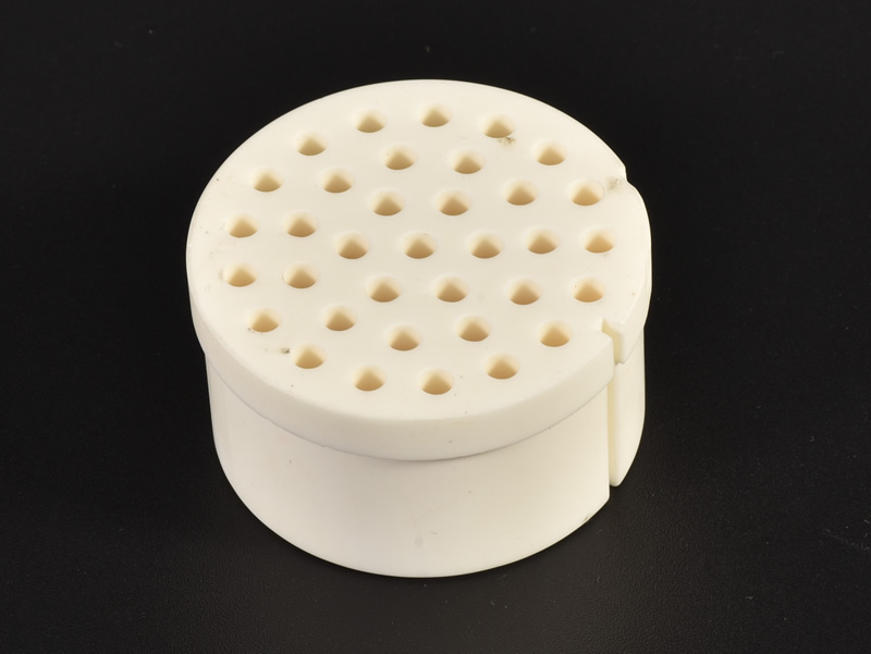 Alumina perforated ceramic disc