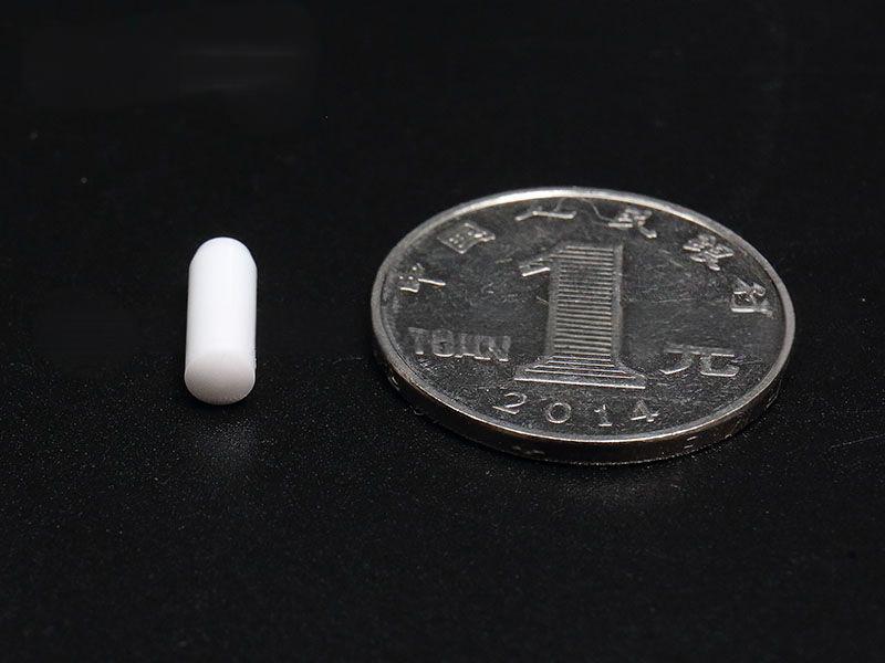 Short white zirconia rod