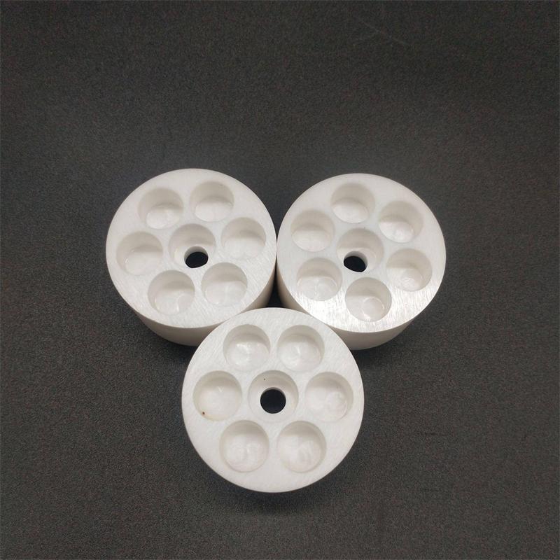 High temperature resistant zirconia ceramic disc