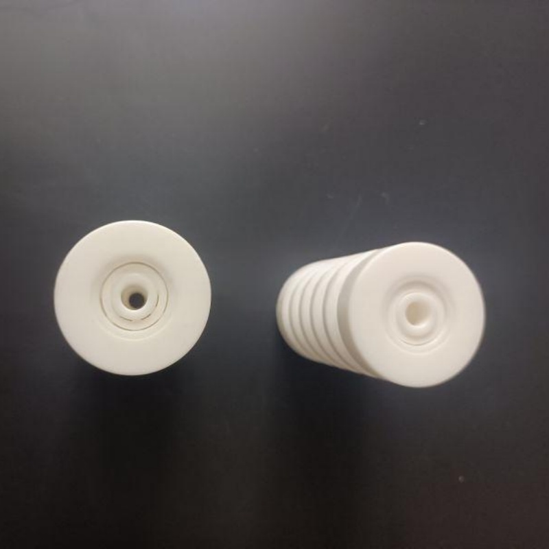 Alumina Injection-Molded Threads