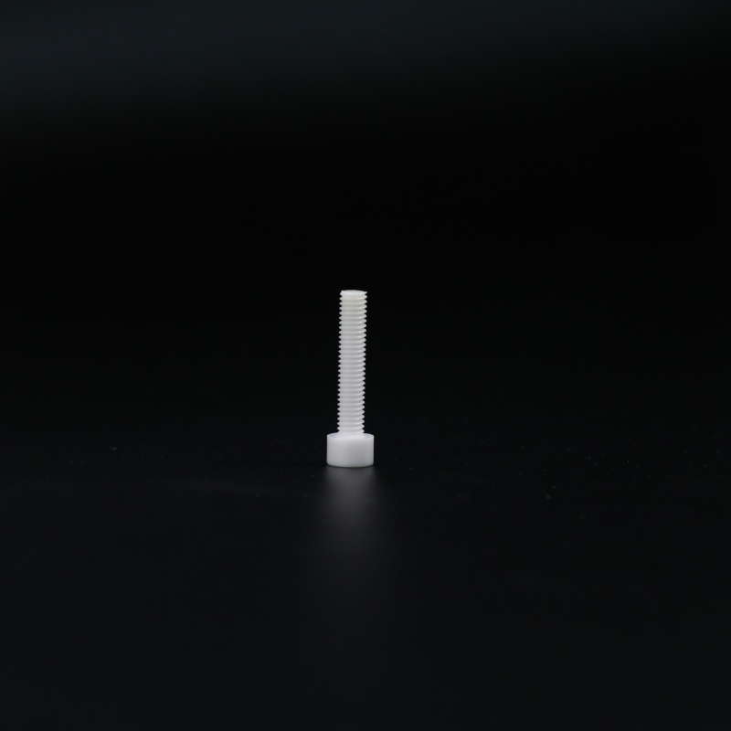 Zirconia Injection-Molded Threaded Rods
